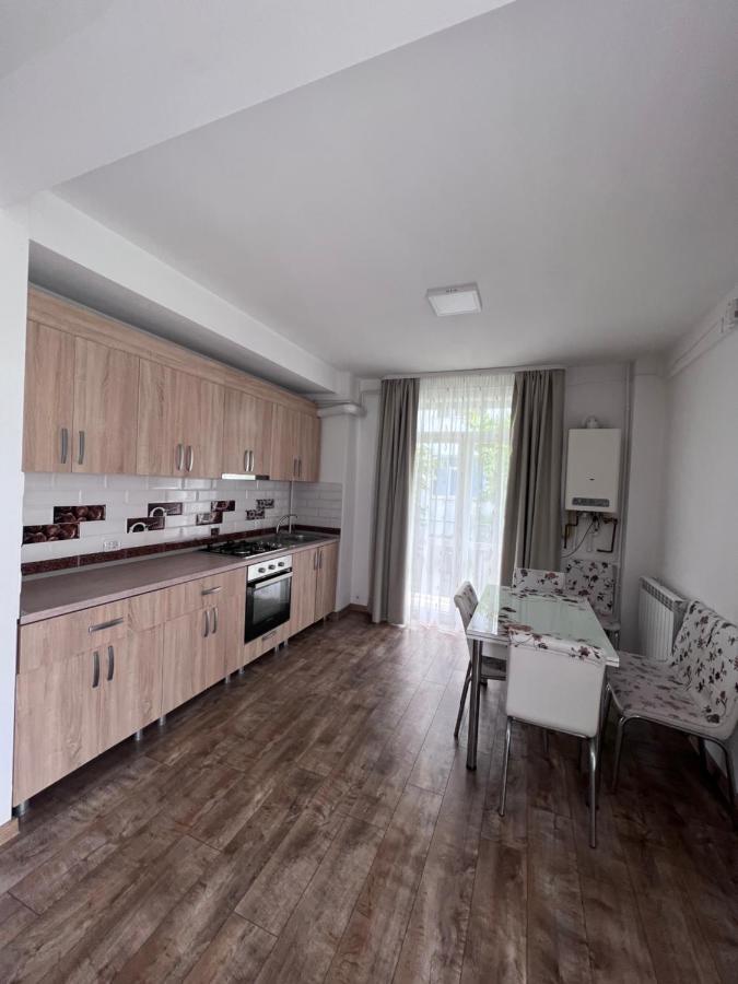 Nesta Apartament Apartment ฟาลติเชน ภายนอก รูปภาพ